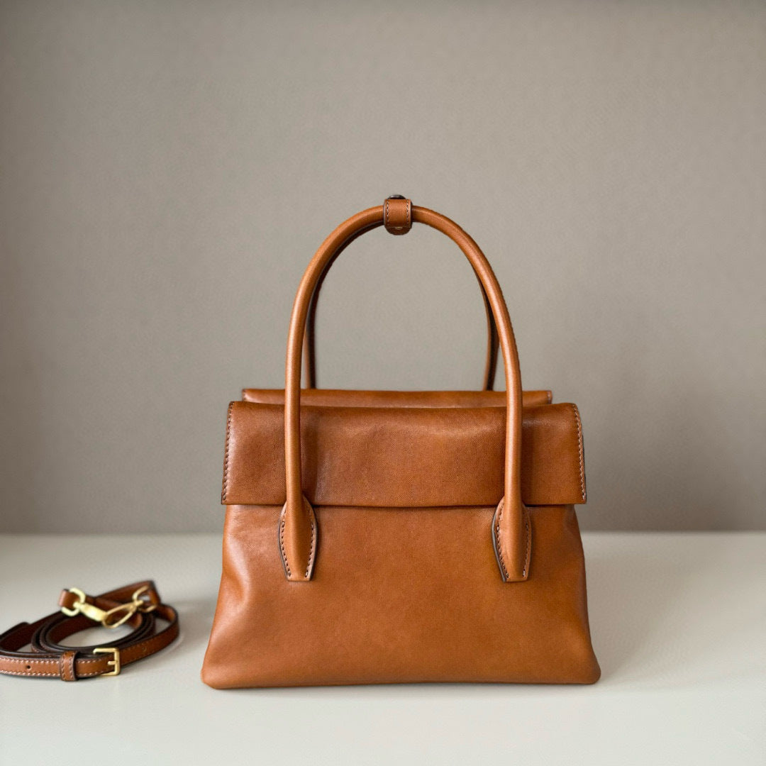 Vintage-Inspired Top Handle Bag – Dual-Flap Design