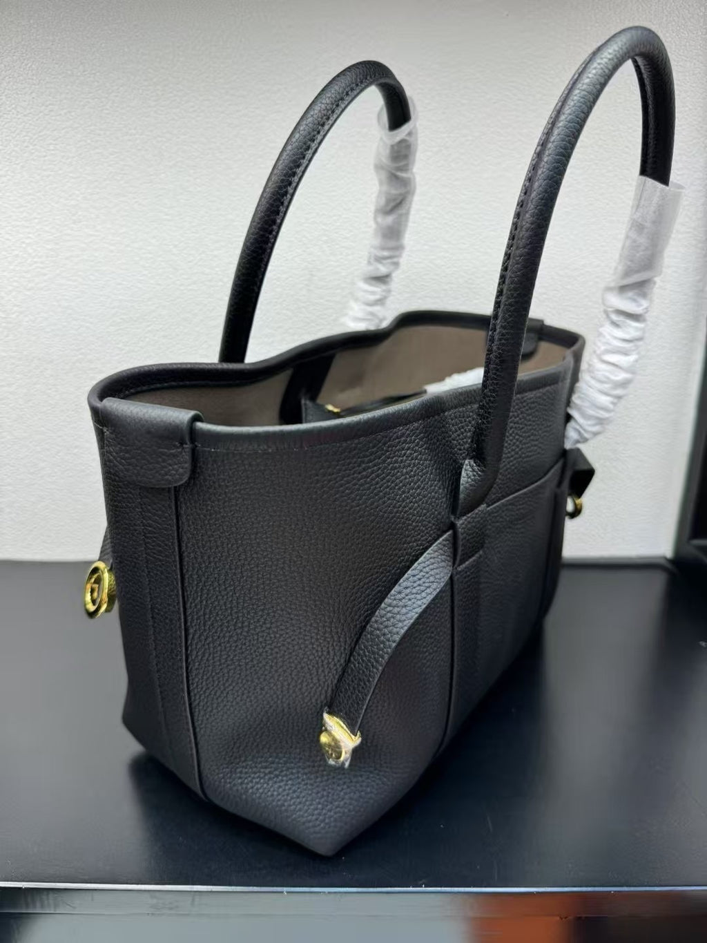 Premium Leather Vintage-Style Top-Handle Tote Bag