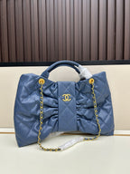 Large Bow-Detail Quilted Leather Shoulder Bag – Soft Padded Finish