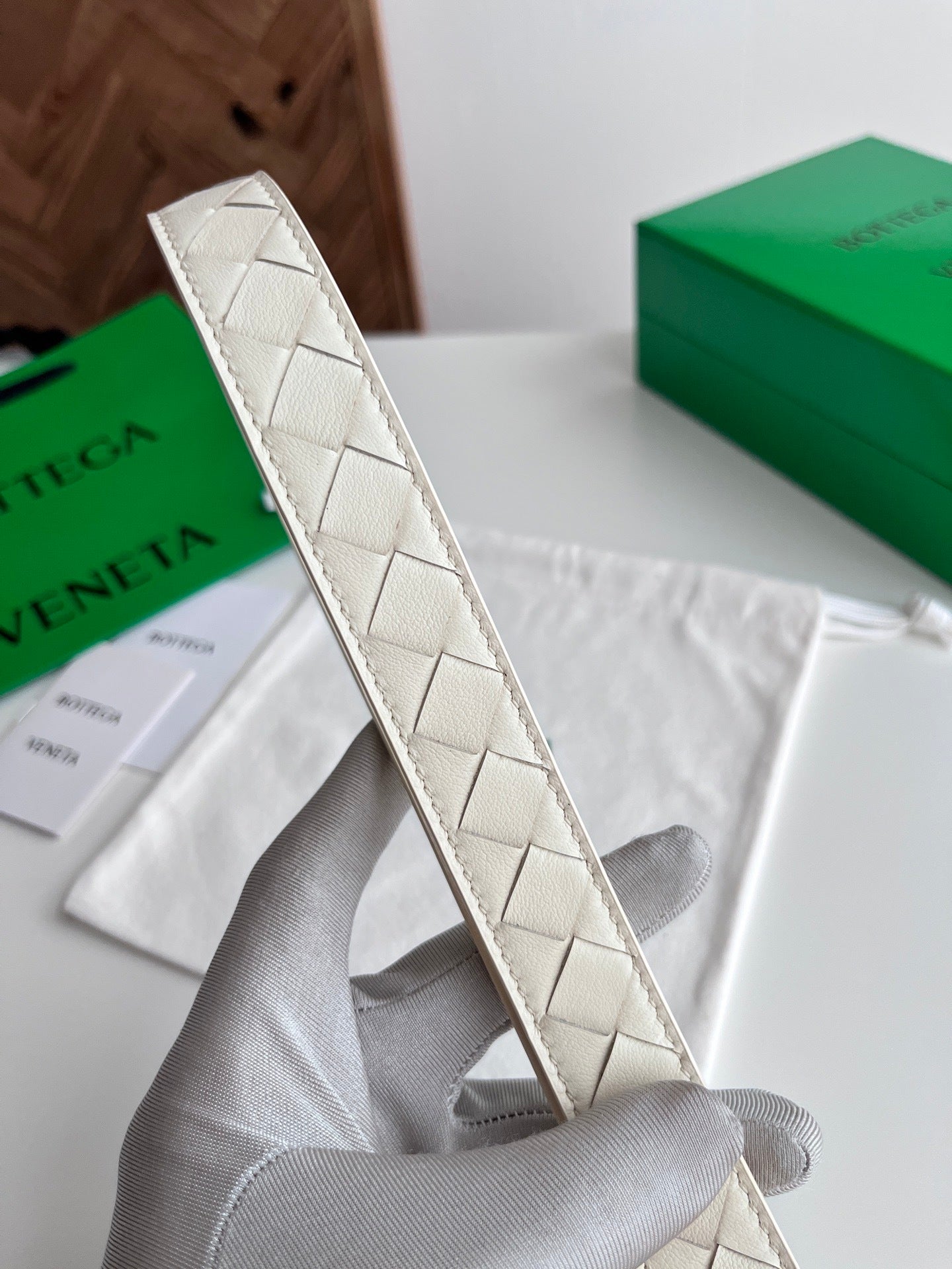 2025 New Woven Leather Belt — Small Grid Hand-Weave Design