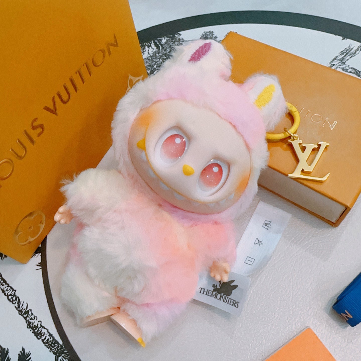 LABBU Lucky Collectible Doll – Version 3.0
