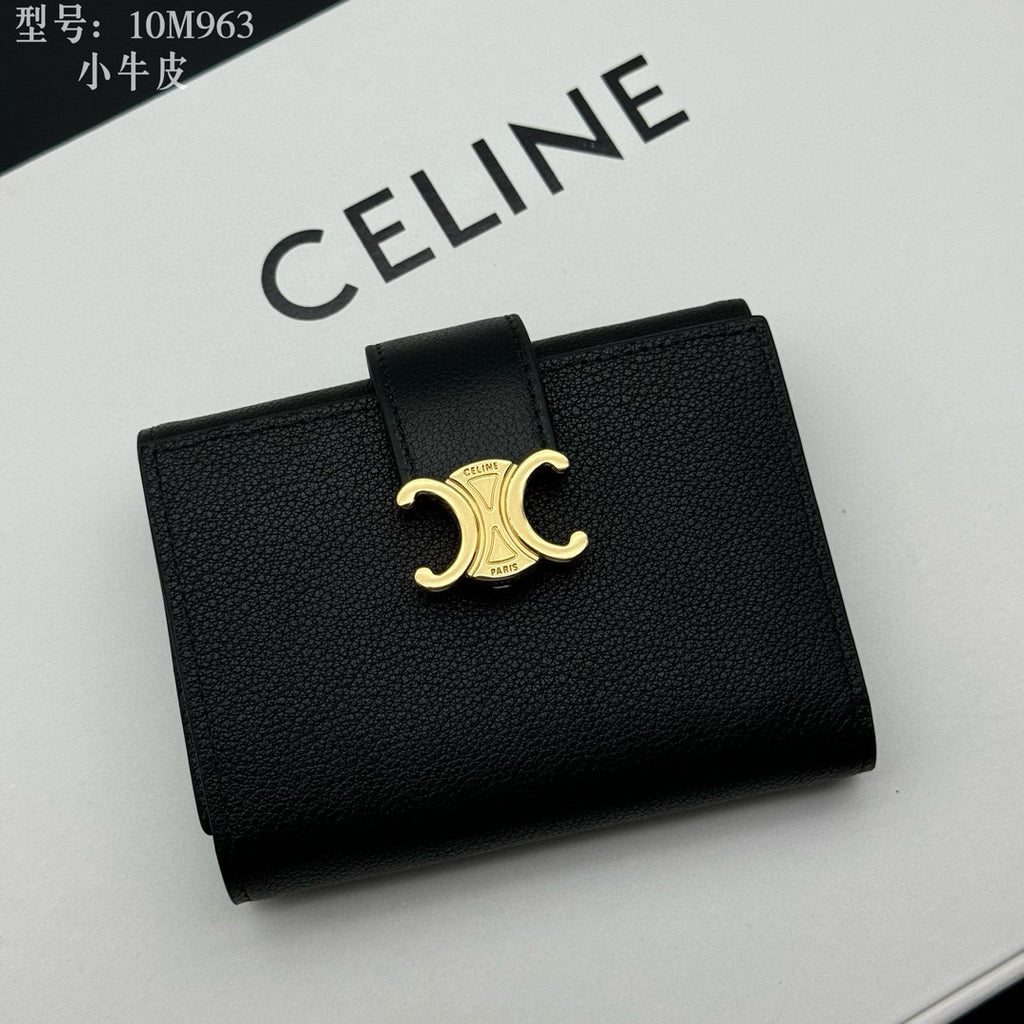 Triomphe-Style Three-Fold Leather Wallet with Metal Hardware – Premium Quality
