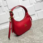 Full-Grain Leather Shoulder Bag – Minimal Chic