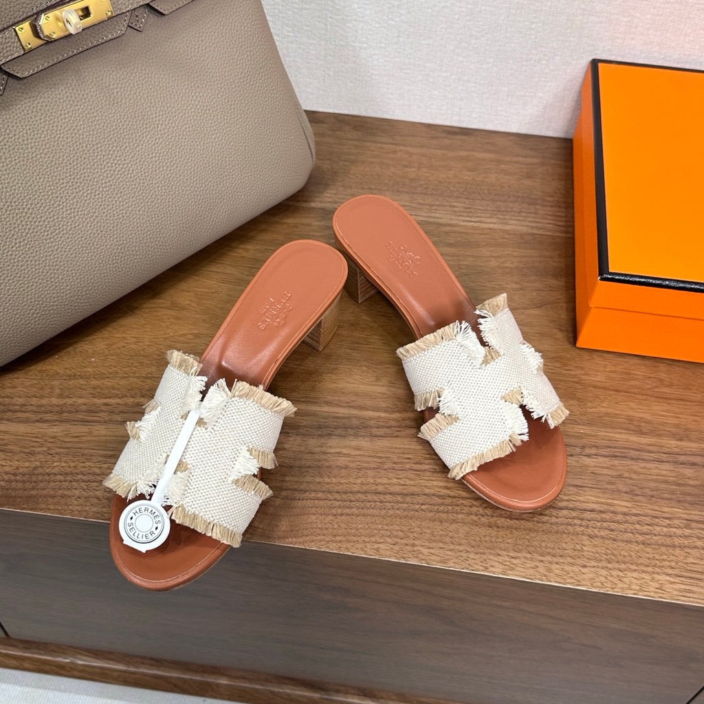 Luxury Oran-Style Velvet Sandals