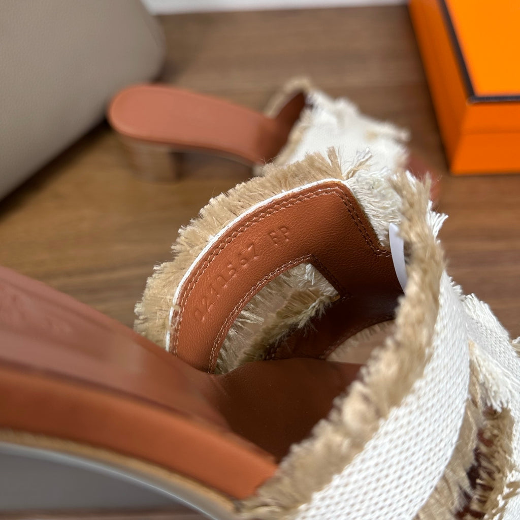 Luxury Oran-Style Velvet Sandals