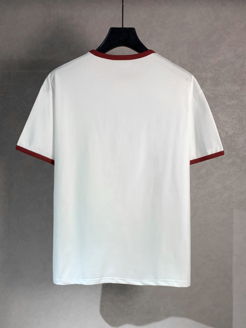 Unisex Velvet Lettering T-Shirt – Oversized Fit