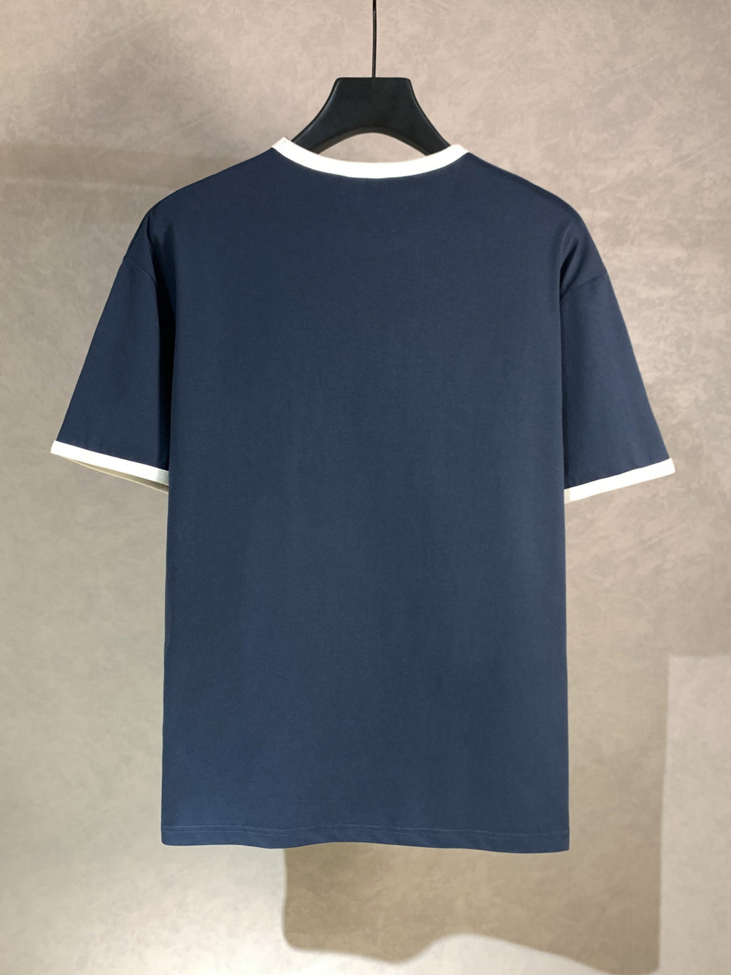 Unisex Velvet Lettering T-Shirt – Oversized Fit