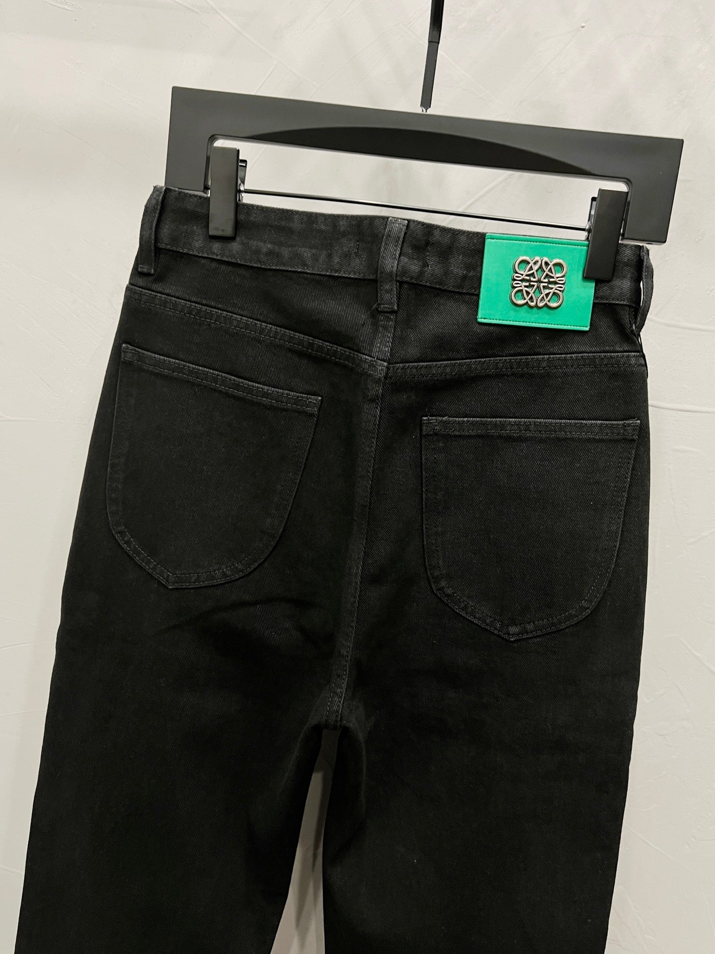 Unisex Straight-Leg Denim Jeans – Washed Finish