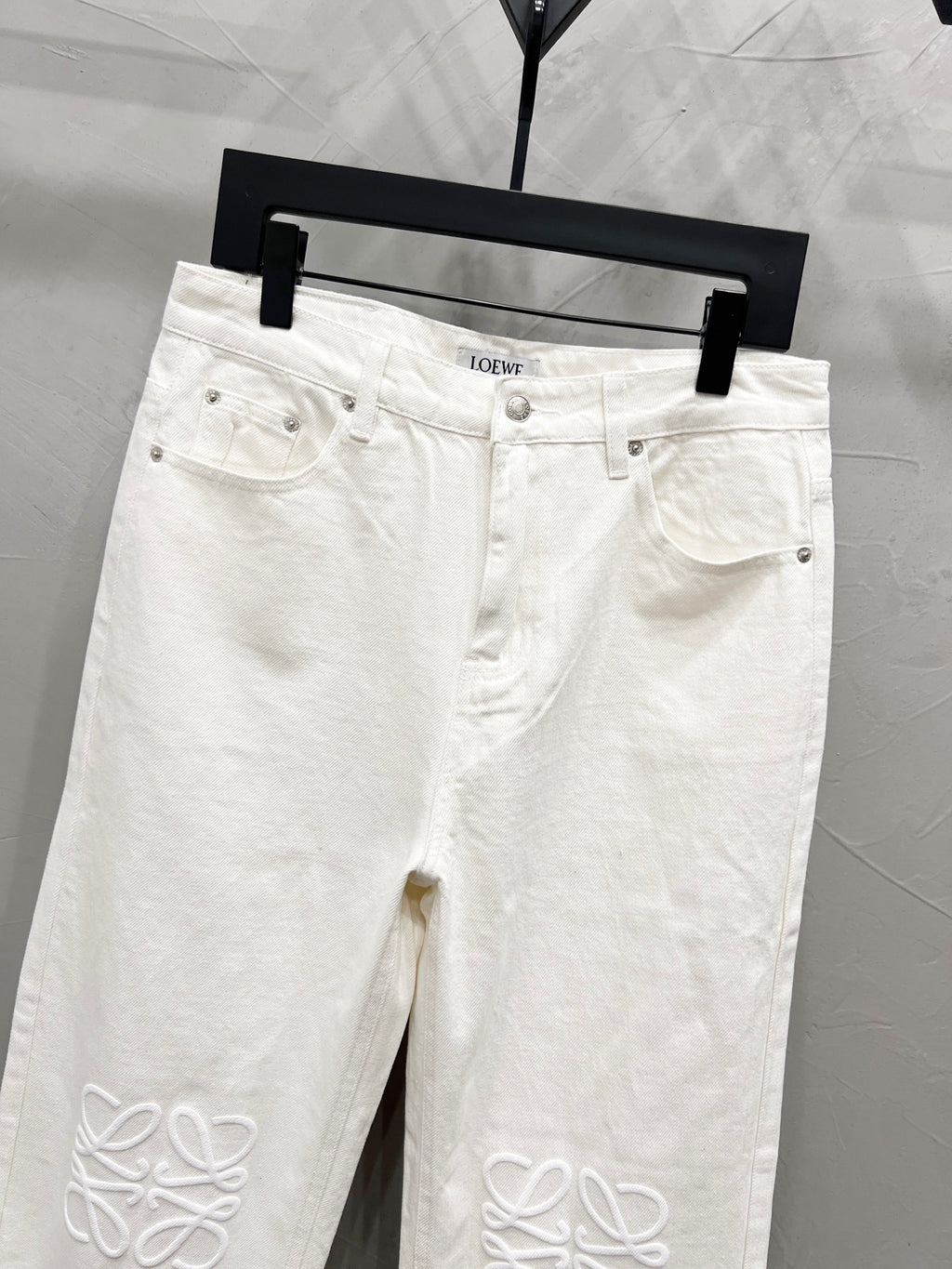 Unisex Straight-Leg Denim Jeans – Washed Finish