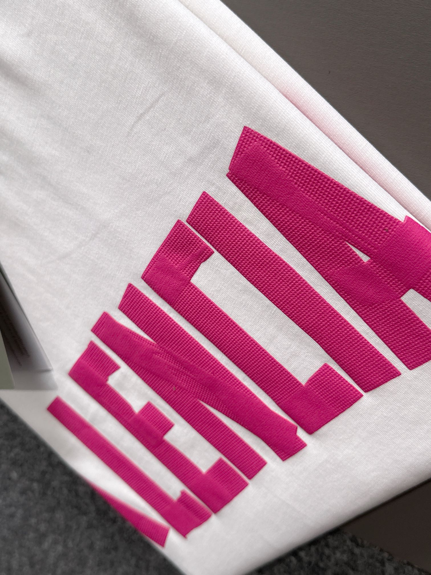 Unisex Logo &amp; Graphic T-Shirt – Premium Cotton