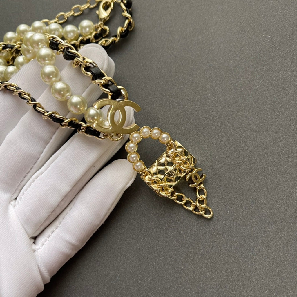 Mini Bag & Pearl Chain Necklace – Statement Design