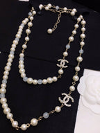 Classic Pearl Sweater Necklace – Timeless Versatility