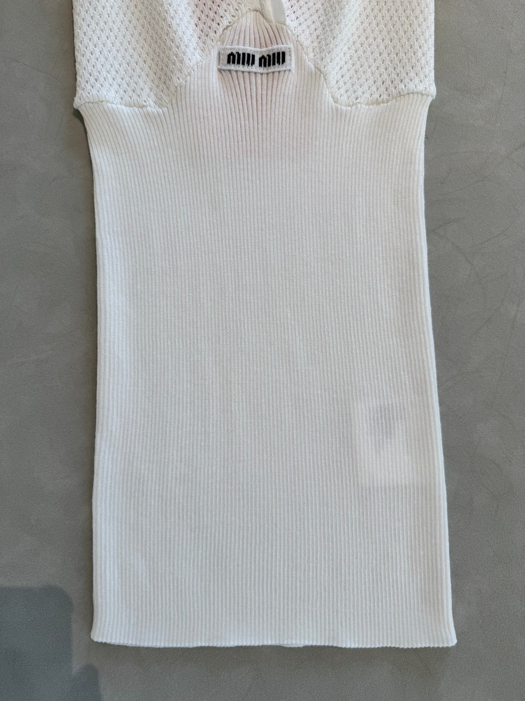 M M Lace-Trim Ribbed Knit Top – White