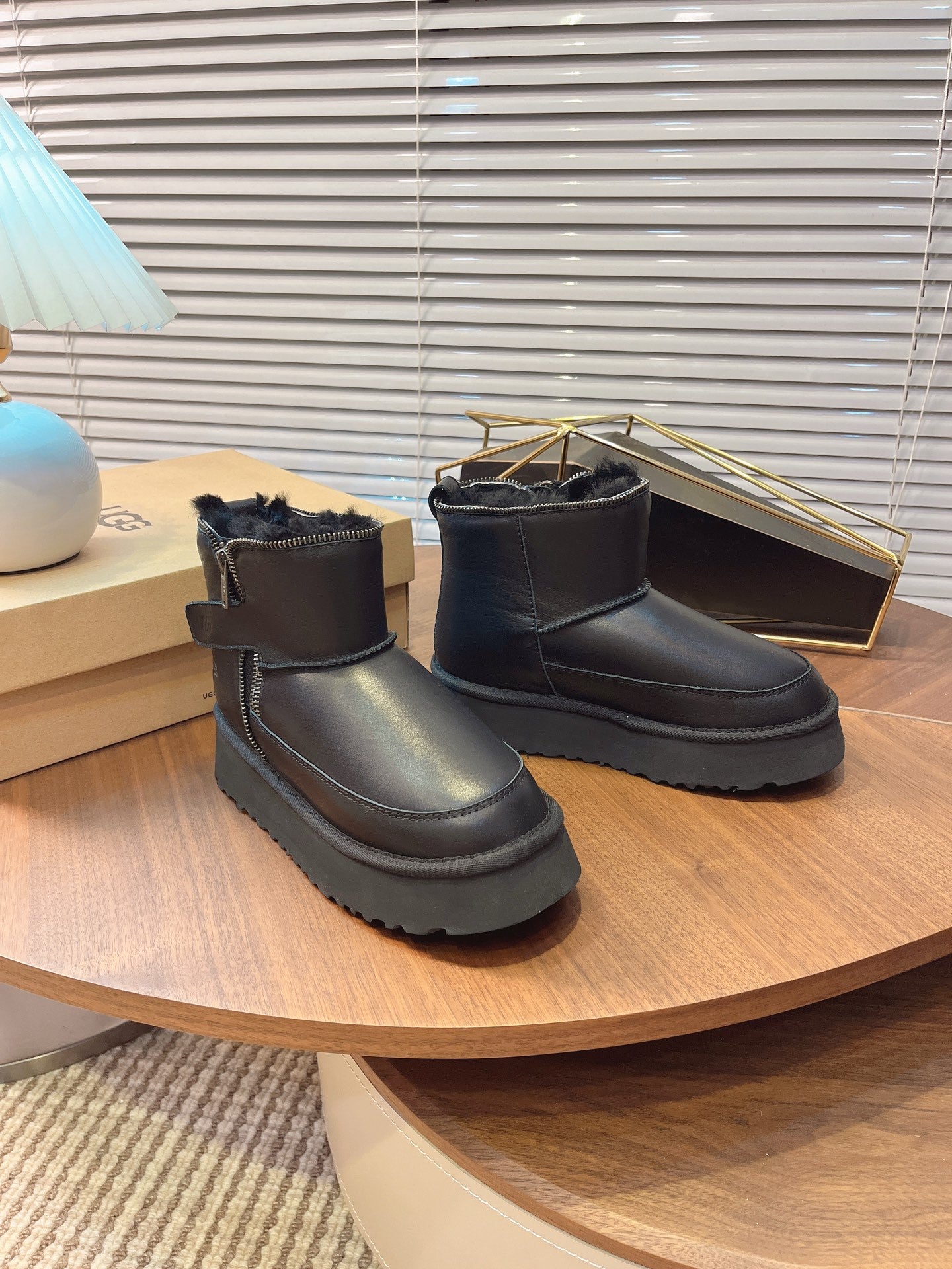 Moto Platform UG*G Snow Boots