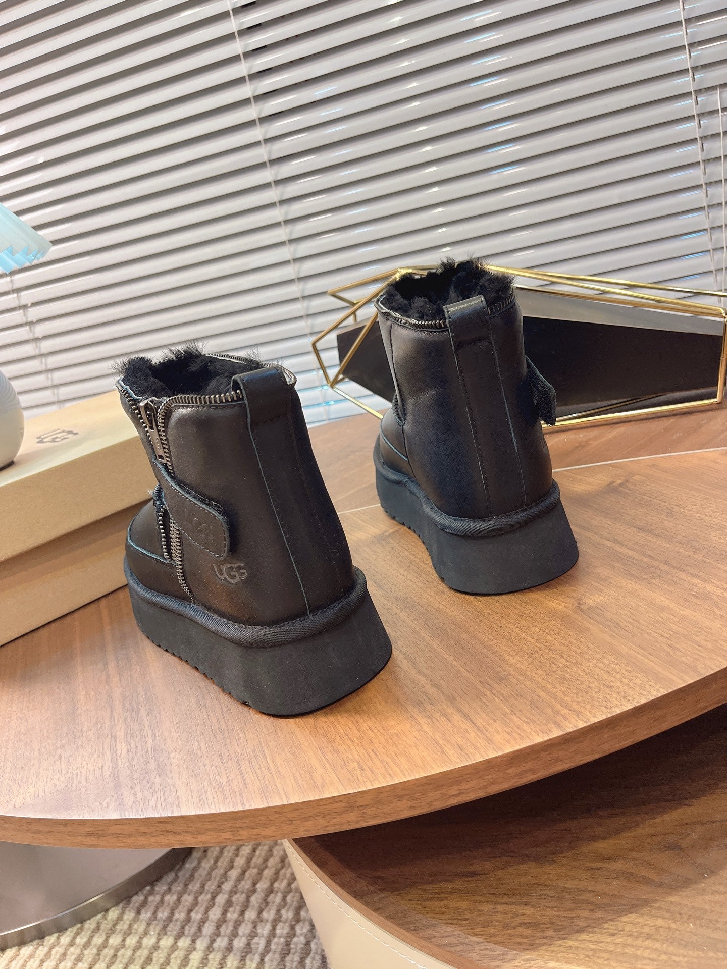Moto Platform UG*G Snow Boots