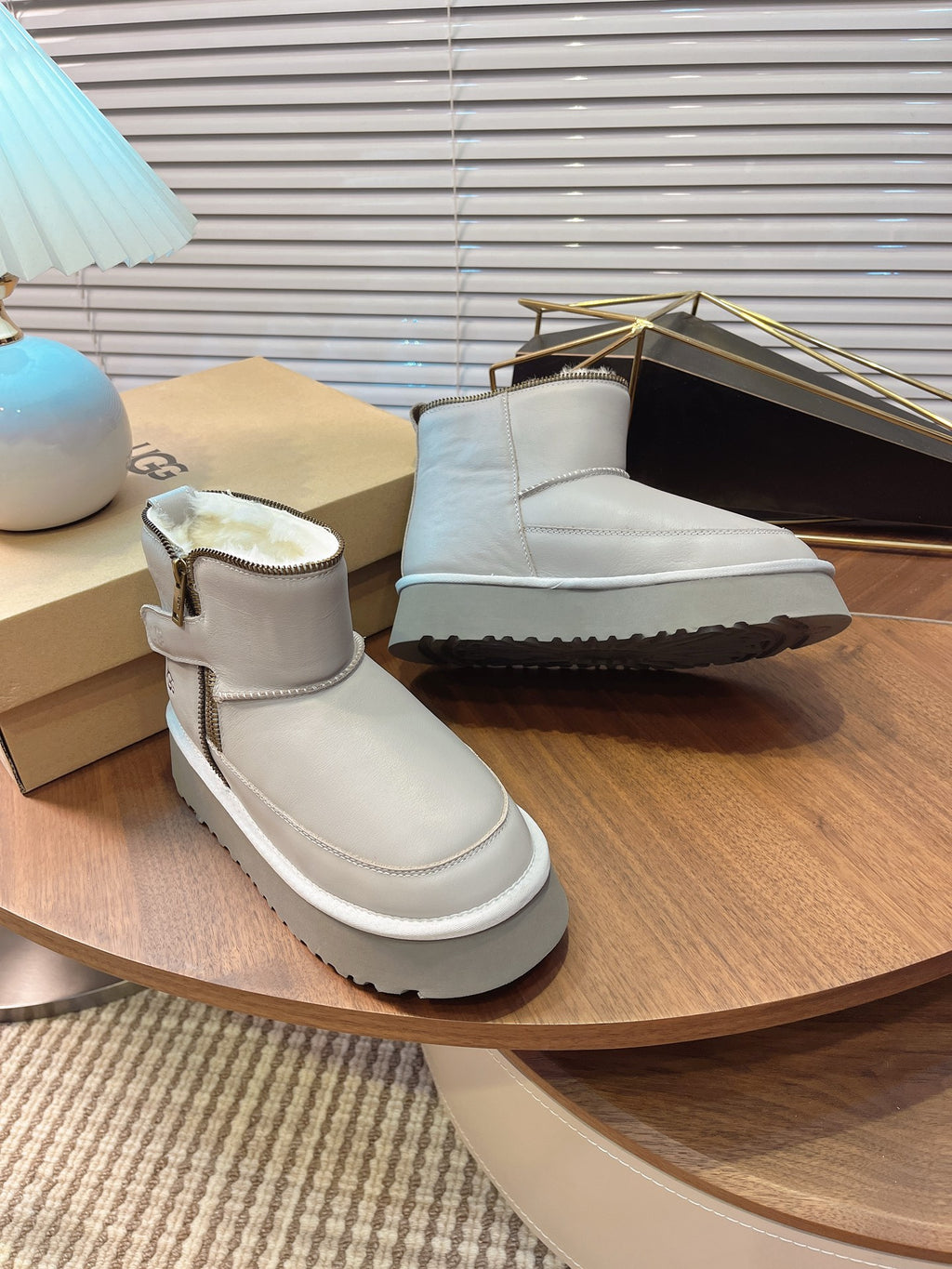 Moto Platform UG*G Snow Boots