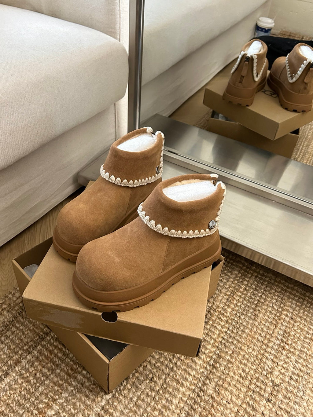 U*G 2025 Retro Tweed-Inspired Martin Boots