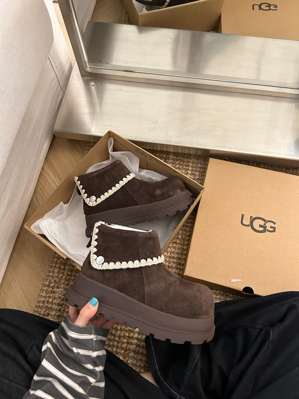 U*G 2025 Retro Tweed-Inspired Martin Boots
