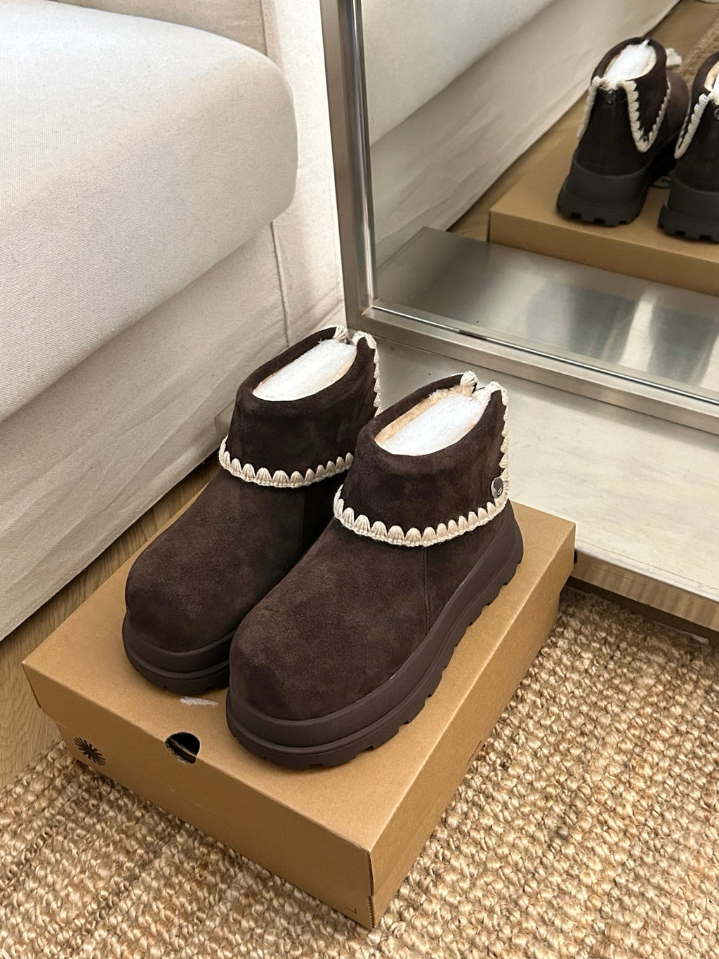 U*G 2025 Retro Tweed-Inspired Martin Boots
