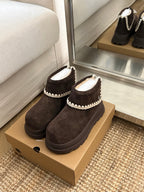 U*G 2025 Retro Tweed-Inspired Martin Boots