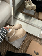 U*G 2025 Retro Tweed-Inspired Martin Boots