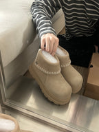 U*G 2025 Retro Tweed-Inspired Martin Boots