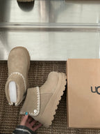 U*G 2025 Retro Tweed-Inspired Martin Boots