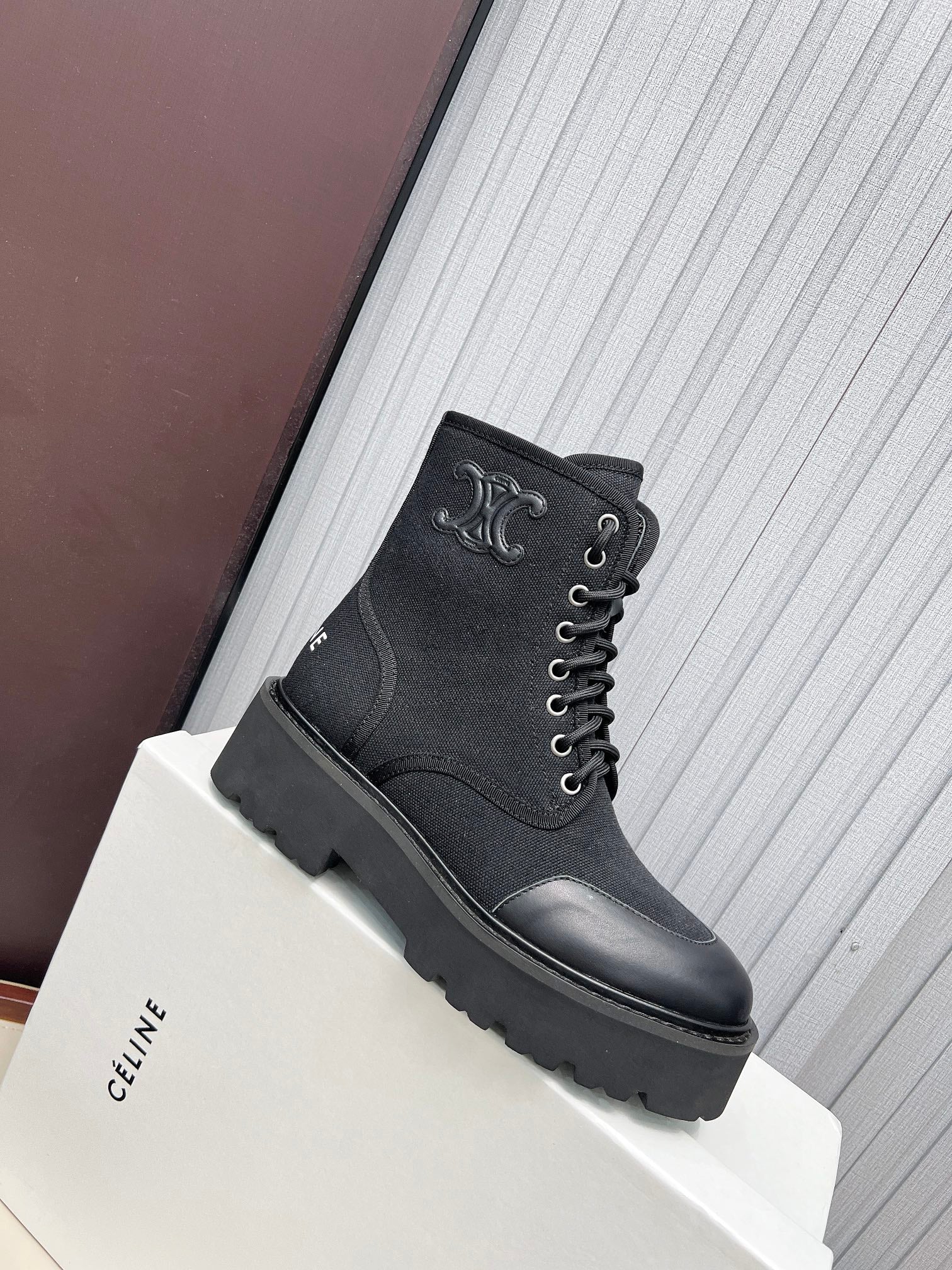 Hot Release: C 2024 Triumph Boots (Inspired by Yang Mi)