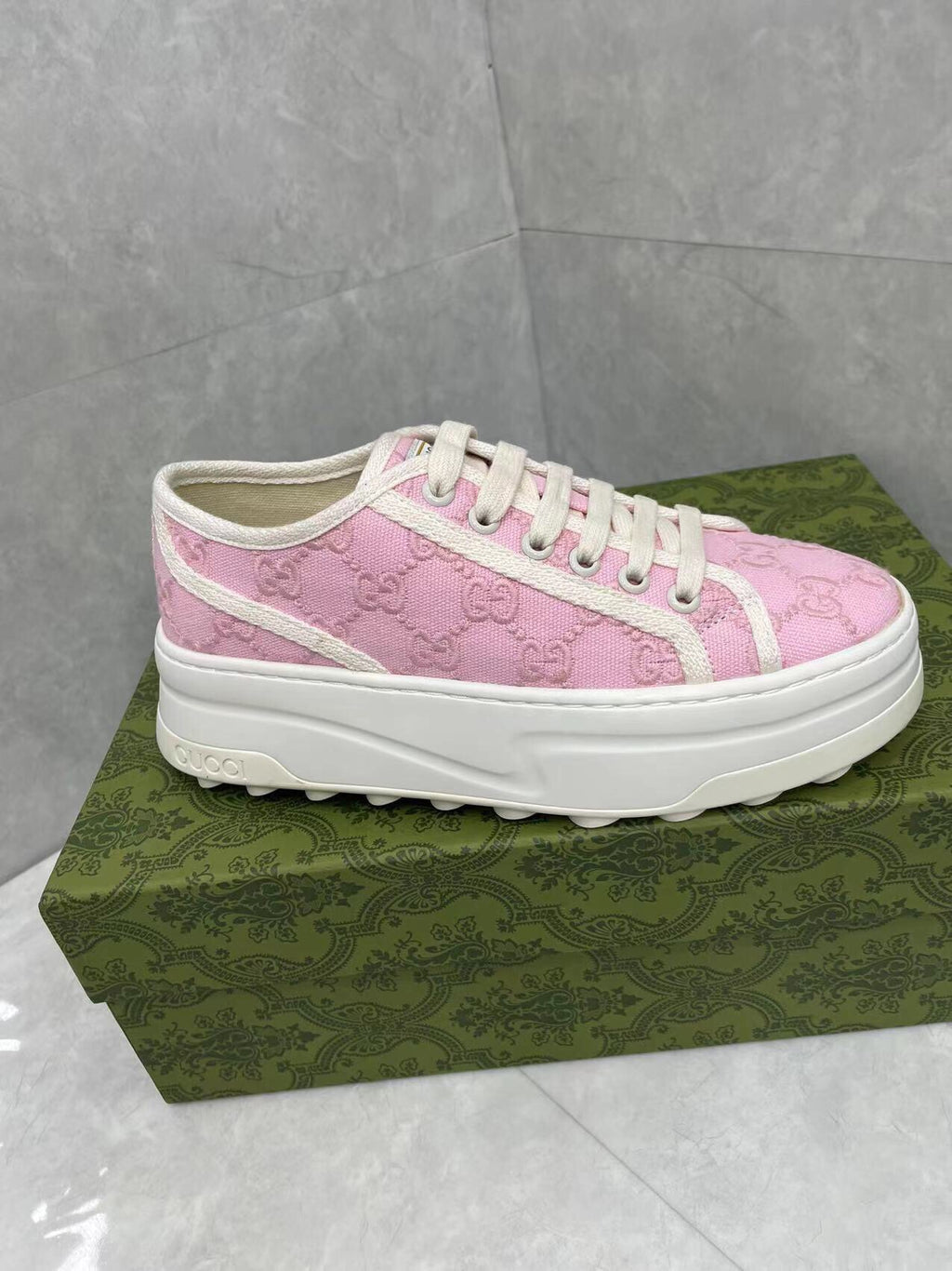 Tennis 1977 – Pink G Embroidered Platform Sneaker
