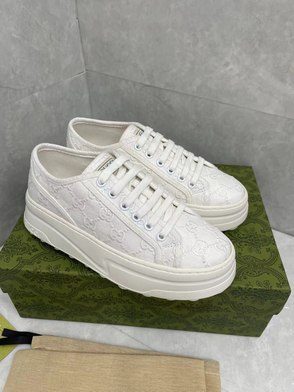 Tennis 1977 – Pink G Embroidered Platform Sneaker