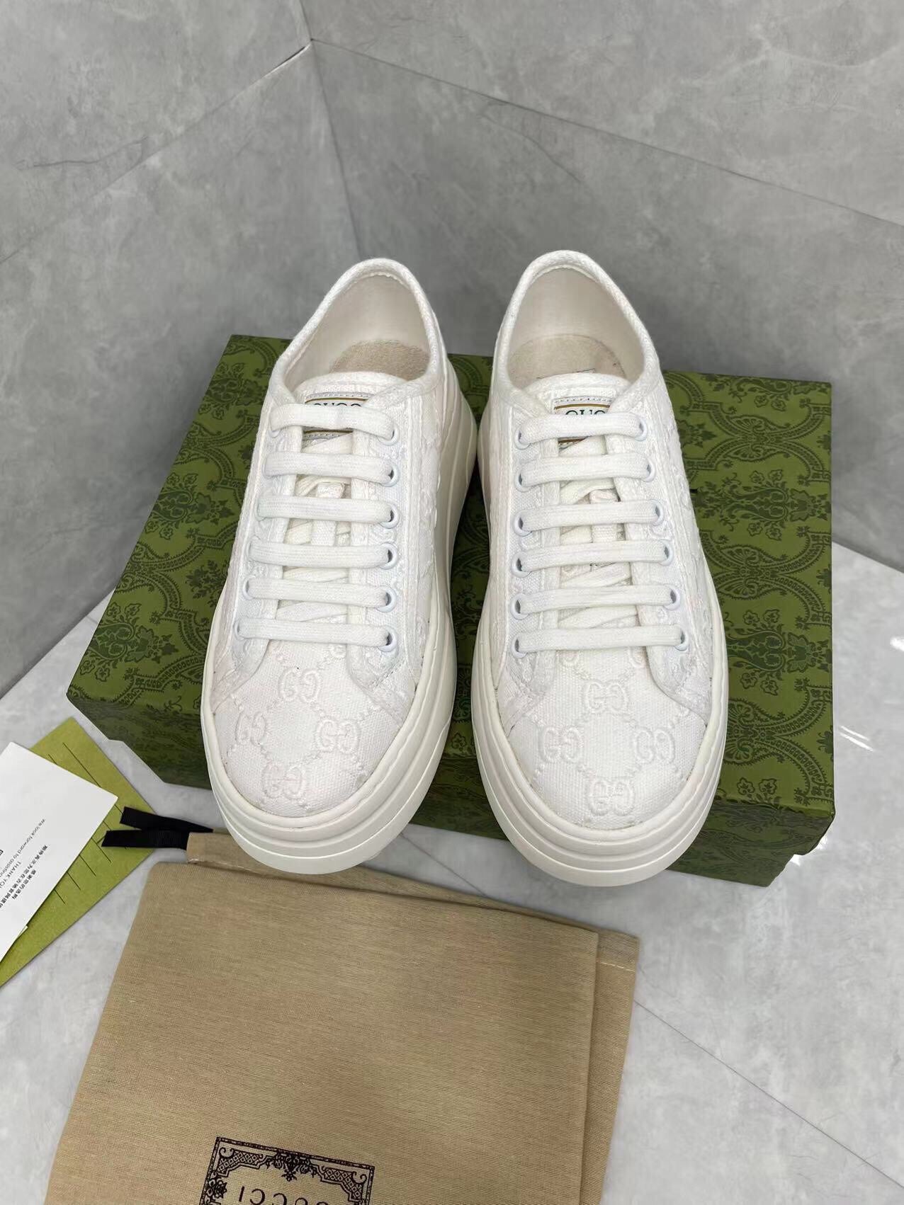 Tennis 1977 – Pink G Embroidered Platform Sneaker