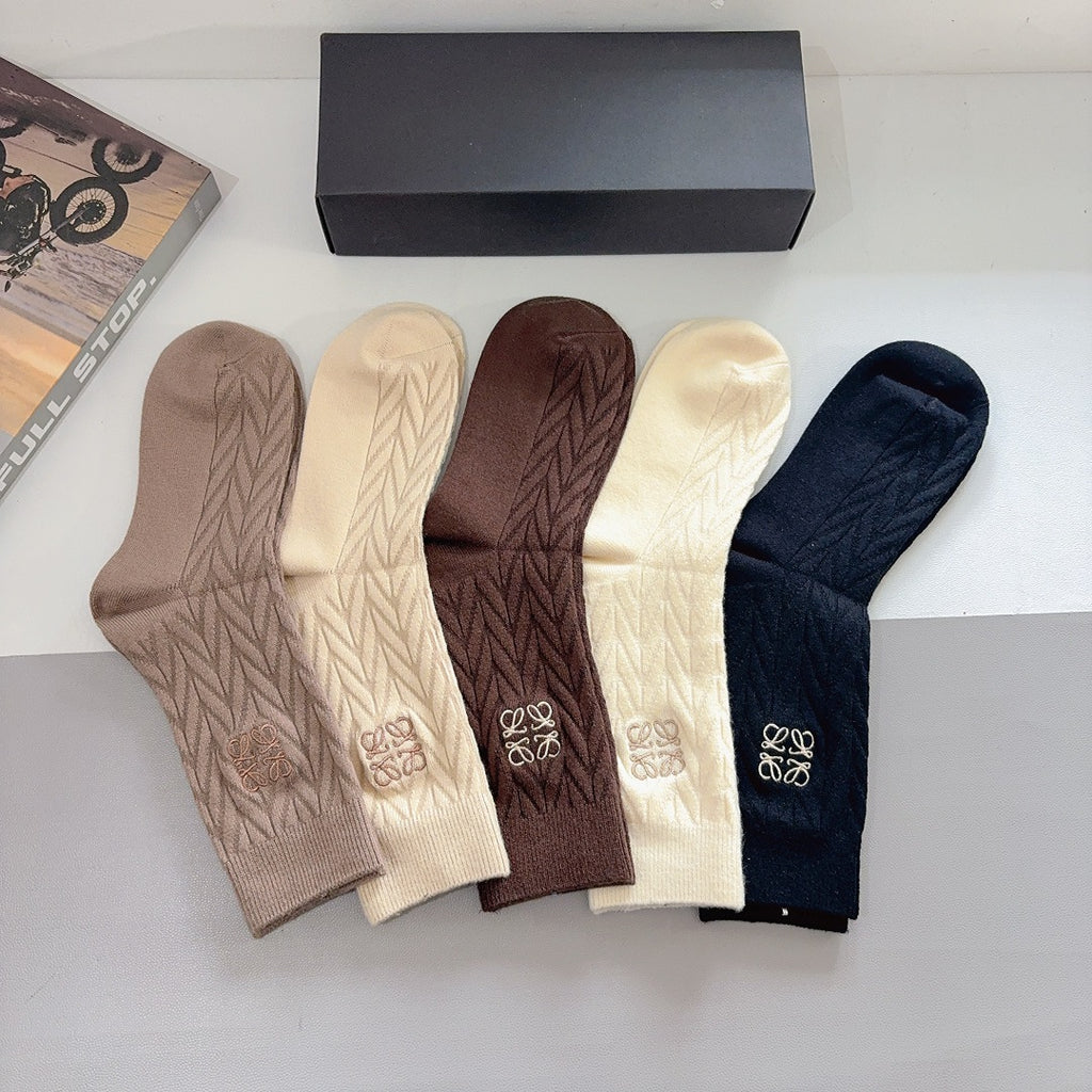 Premium Cashmere Embroidered Knee-High Socks – 5 Pairs Per Box