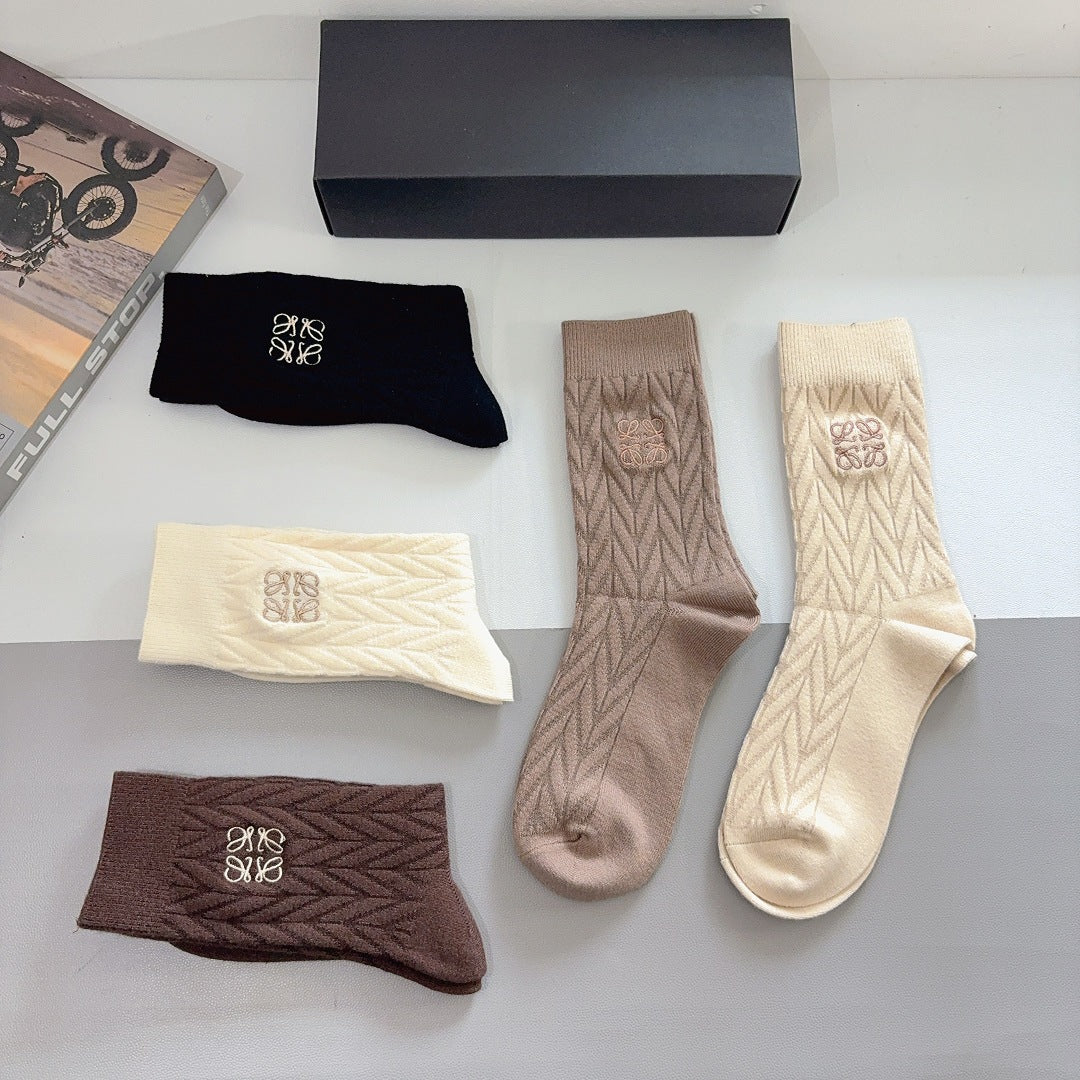 Premium Cashmere Embroidered Knee-High Socks – 5 Pairs Per Box