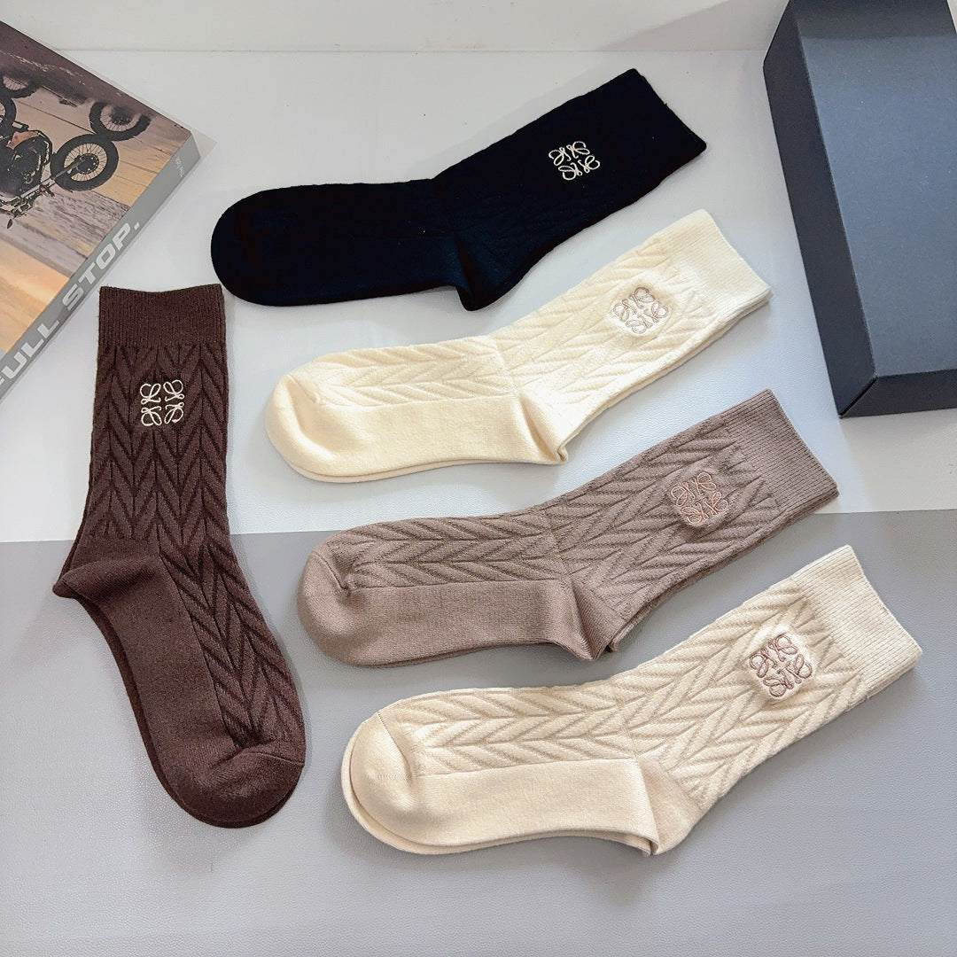 Premium Cashmere Embroidered Knee-High Socks – 5 Pairs Per Box