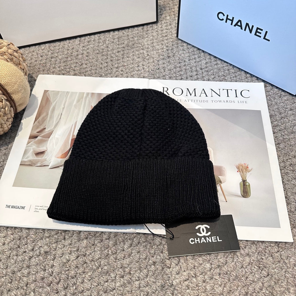 Premium Winter Knit Beanie – Soft Touch, High Elasticity