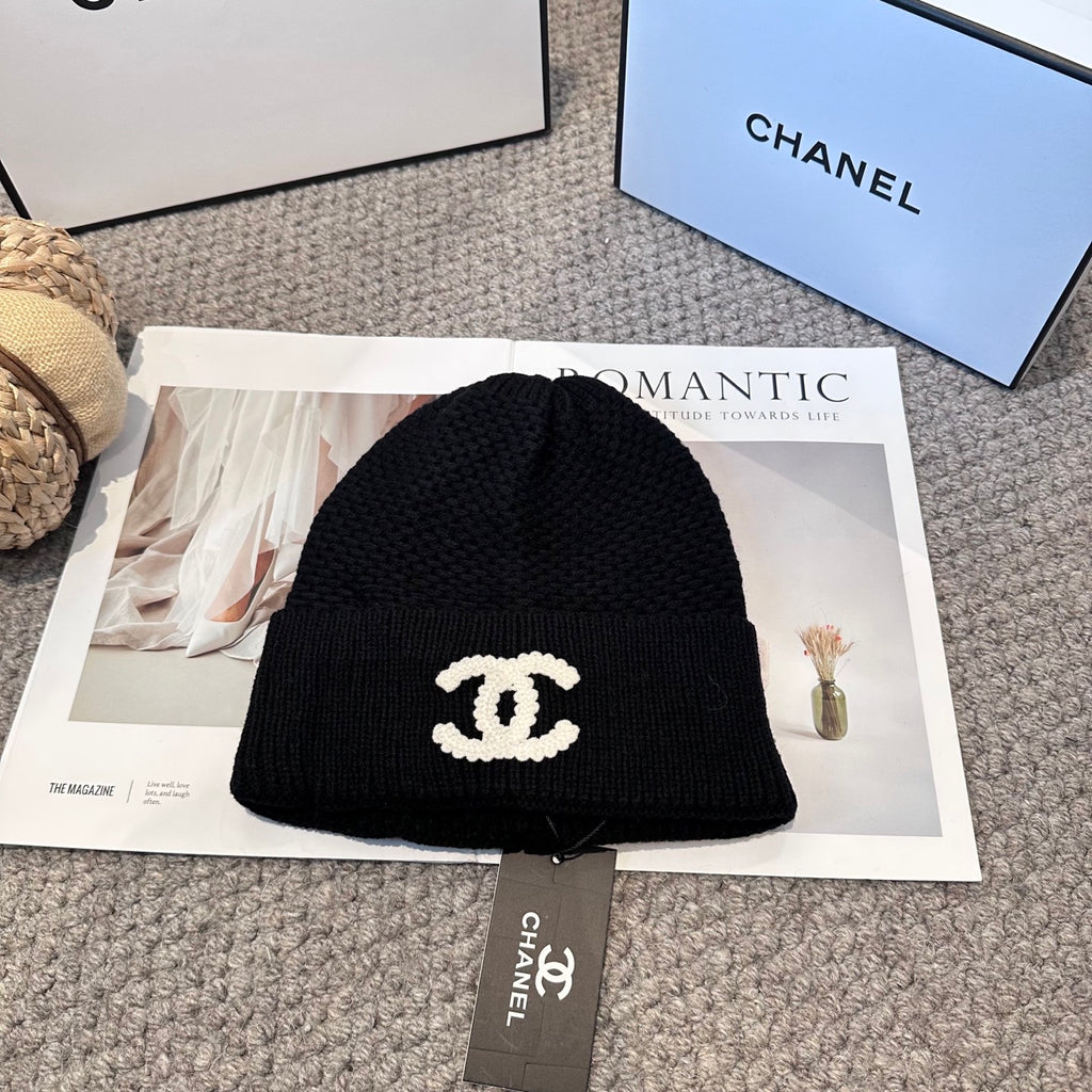 Premium Winter Knit Beanie – Soft Touch, High Elasticity
