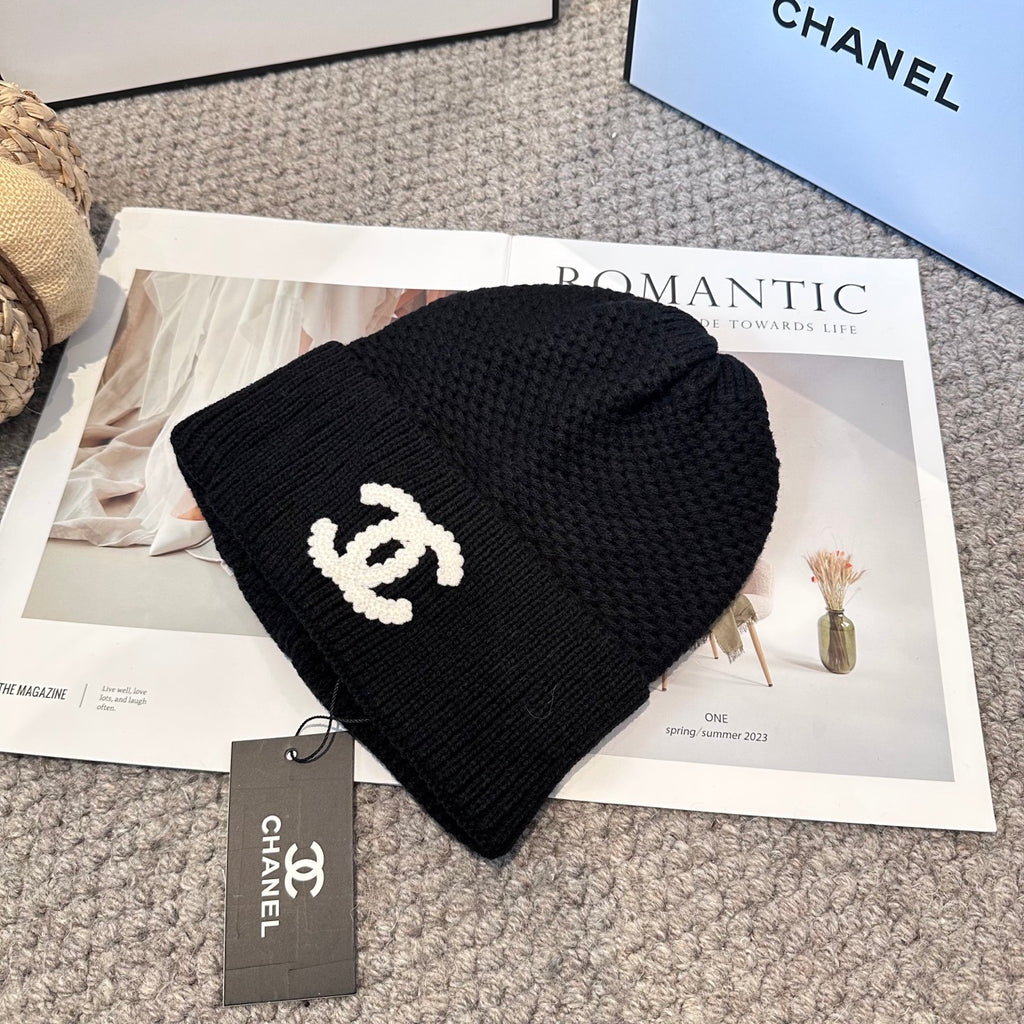 Premium Winter Knit Beanie – Soft Touch, High Elasticity