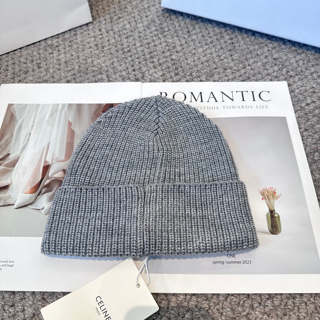 Premium Winter Unisex Knit Beanie – Soft Touch, High Elasticity