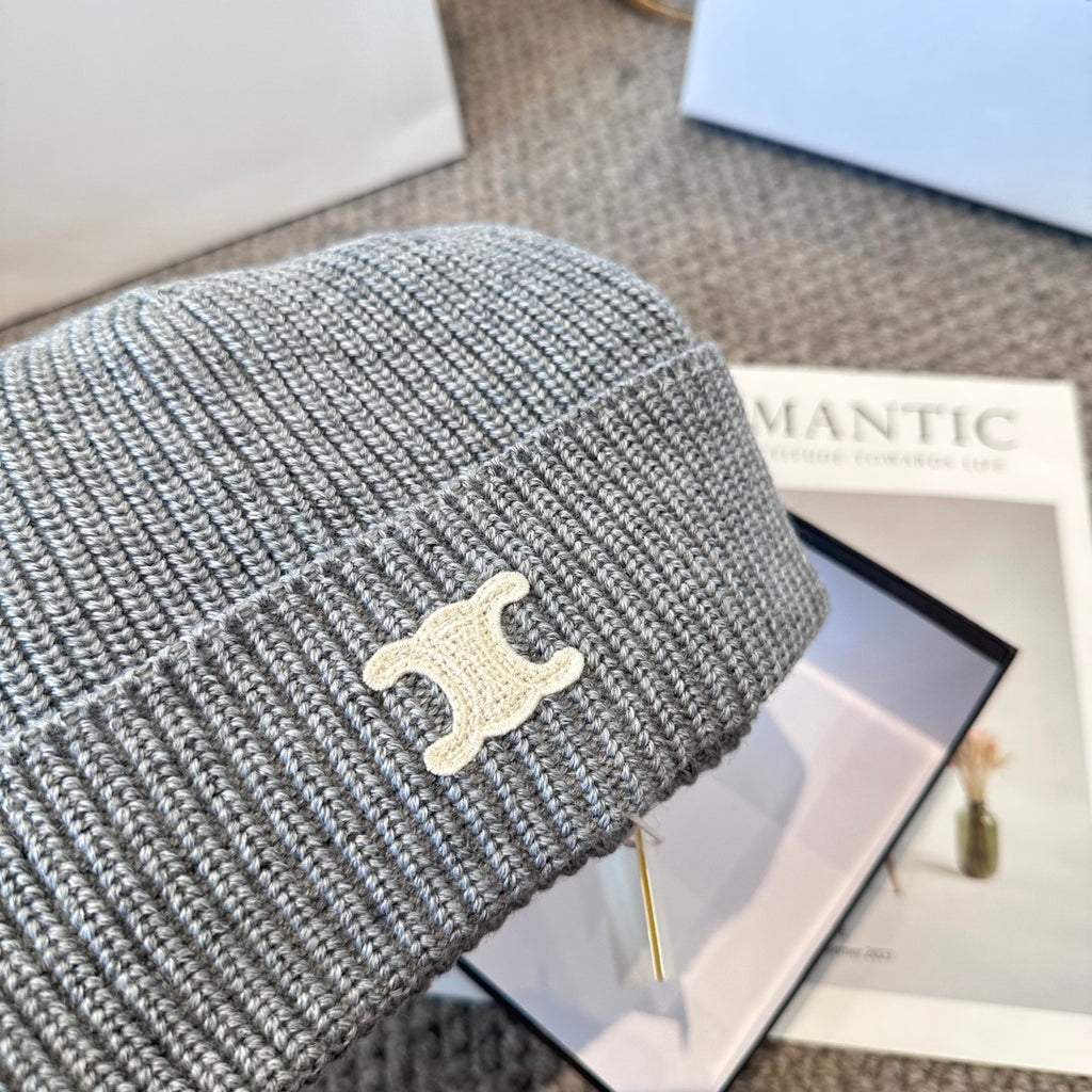Premium Winter Unisex Knit Beanie – Soft Touch, High Elasticity