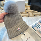 Premium Knit Beanie with Fox Fur Pom — Soft, Warm & Stylish