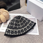 Minimalist Autumn/Winter Bucket Hat – New Season