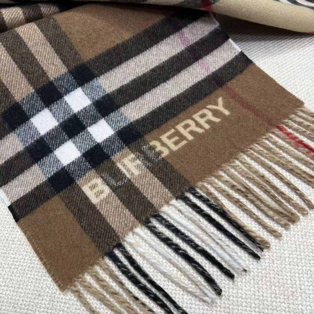 Premium Cashmere Contrast Plaid Scarf — Unisex — 30 × 168 cm