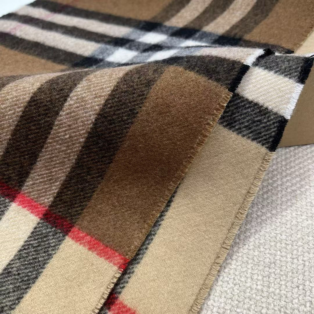 Premium Cashmere Contrast Plaid Scarf — Unisex — 30 × 168 cm