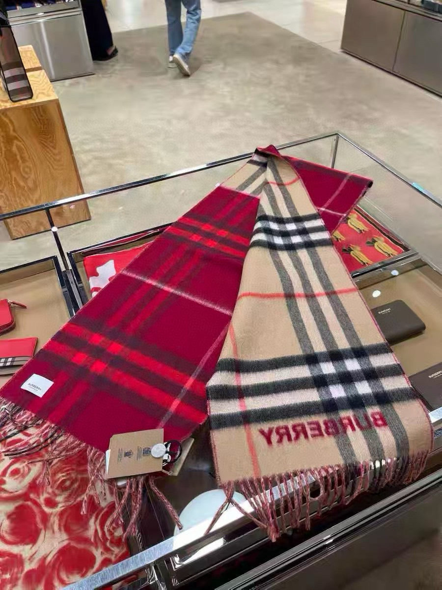 Premium Cashmere Contrast Plaid Scarf — Unisex — 30 × 168 cm