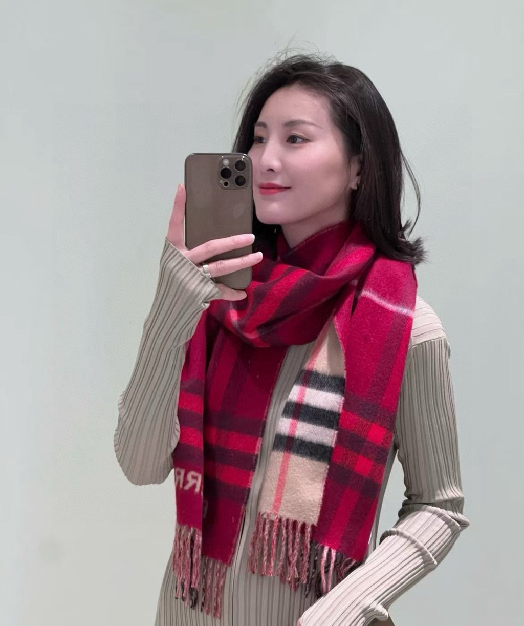 Premium Cashmere Contrast Plaid Scarf — Unisex — 30 × 168 cm