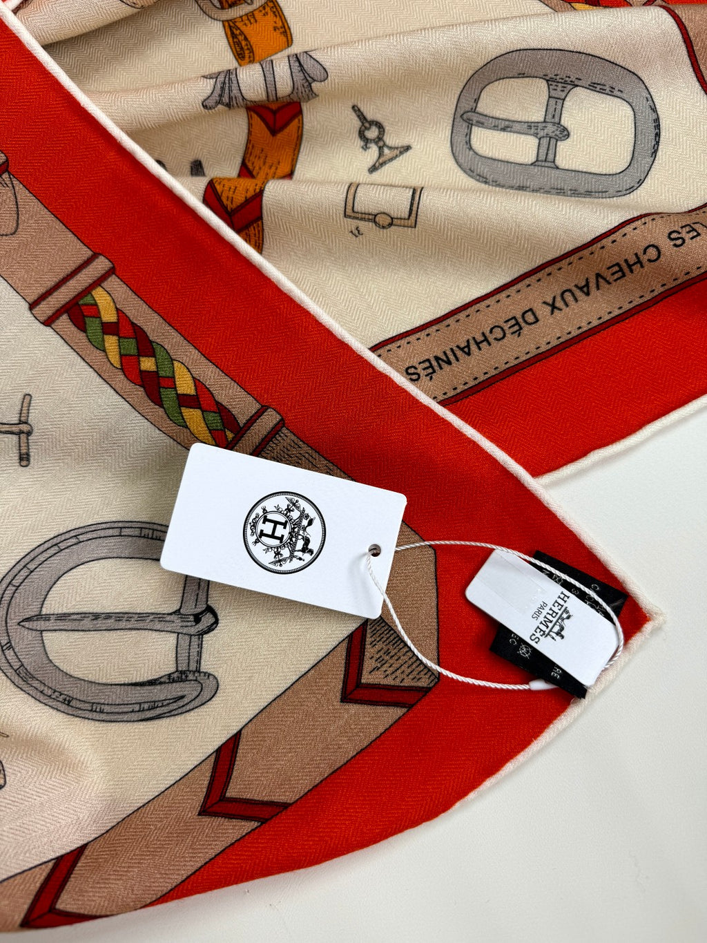 New Luxury Double-Sided Cashmere & Silk Square Scarf — 135 × 135 cm