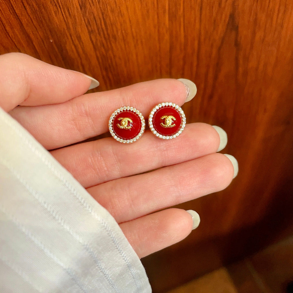 Vintage-Inspired Double-C Stud Earrings — Elegant & Refined