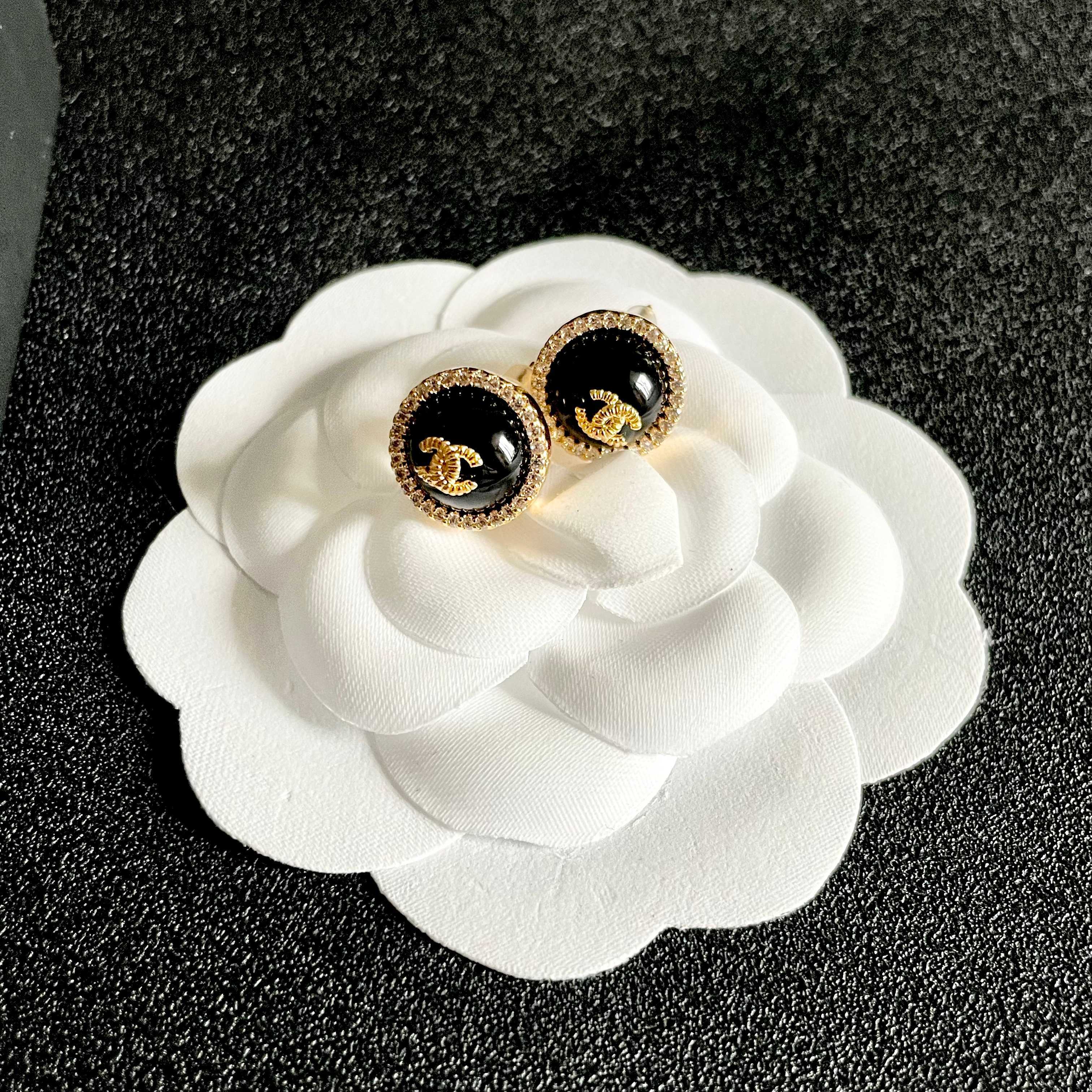 Vintage-Inspired Double-C Stud Earrings — Elegant & Refined