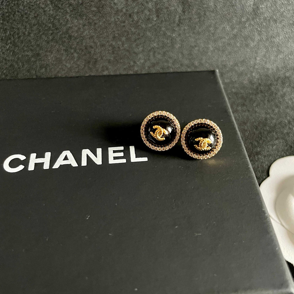 Vintage-Inspired Double-C Stud Earrings — Elegant & Refined