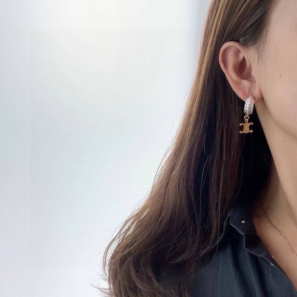 Vintage-Inspired Minimalist Stud Earrings | Quiet Luxury